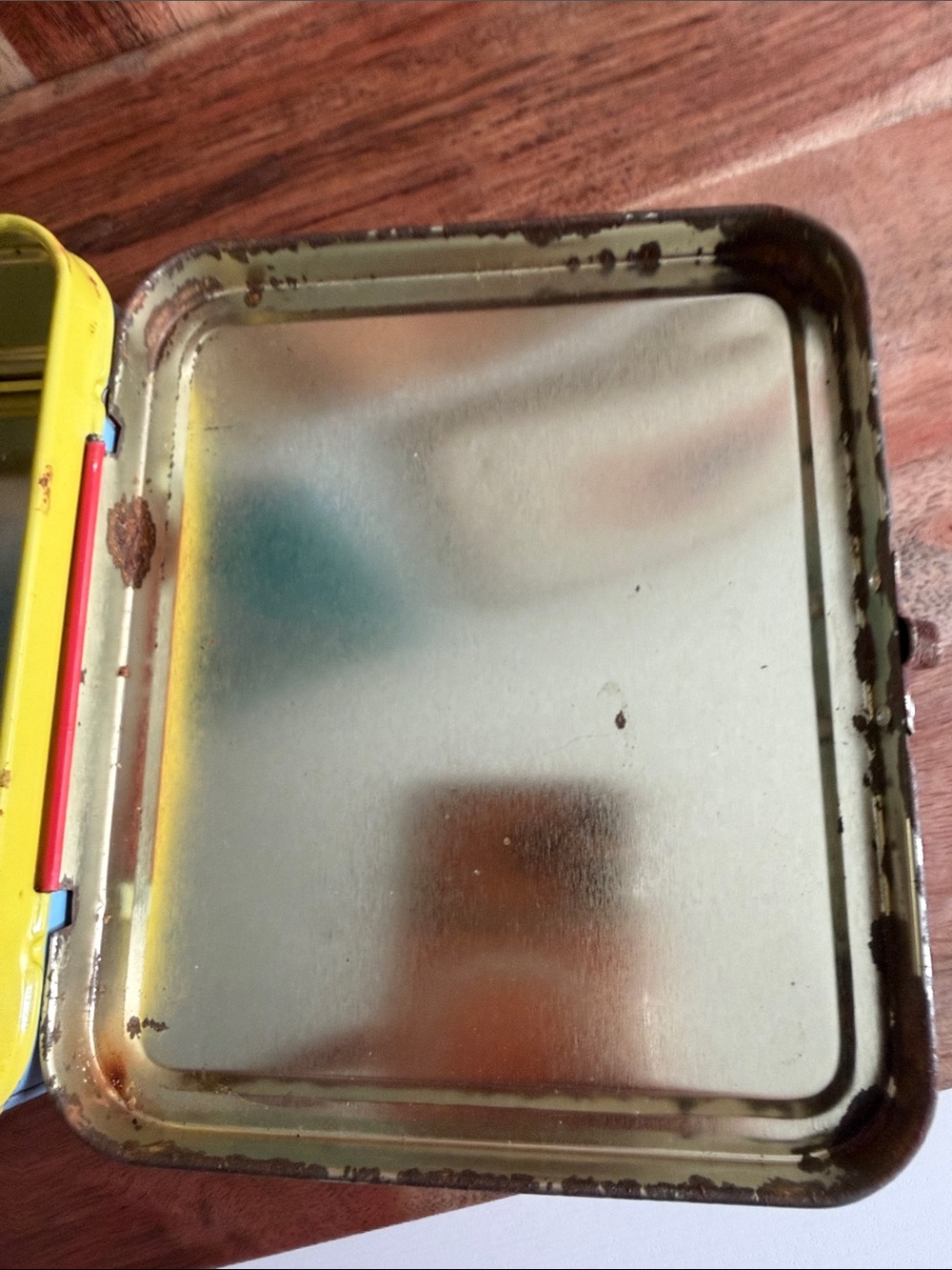 Vintage Curious George Small Metal Lunchbox Snack Bag - Picture 5 of 7